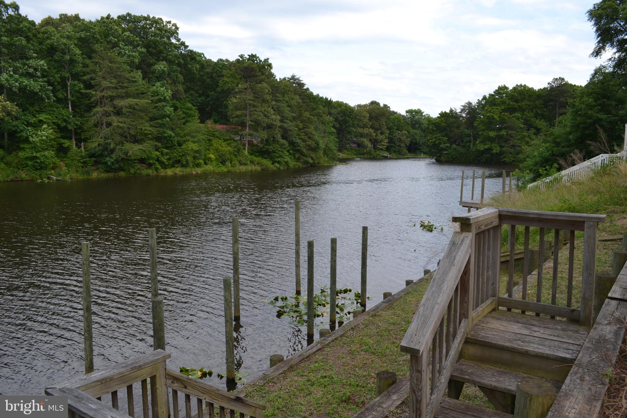 186 Placid Road Colonial Beach, VA 22443 - Photo 4 of 27 Gallery Image 4