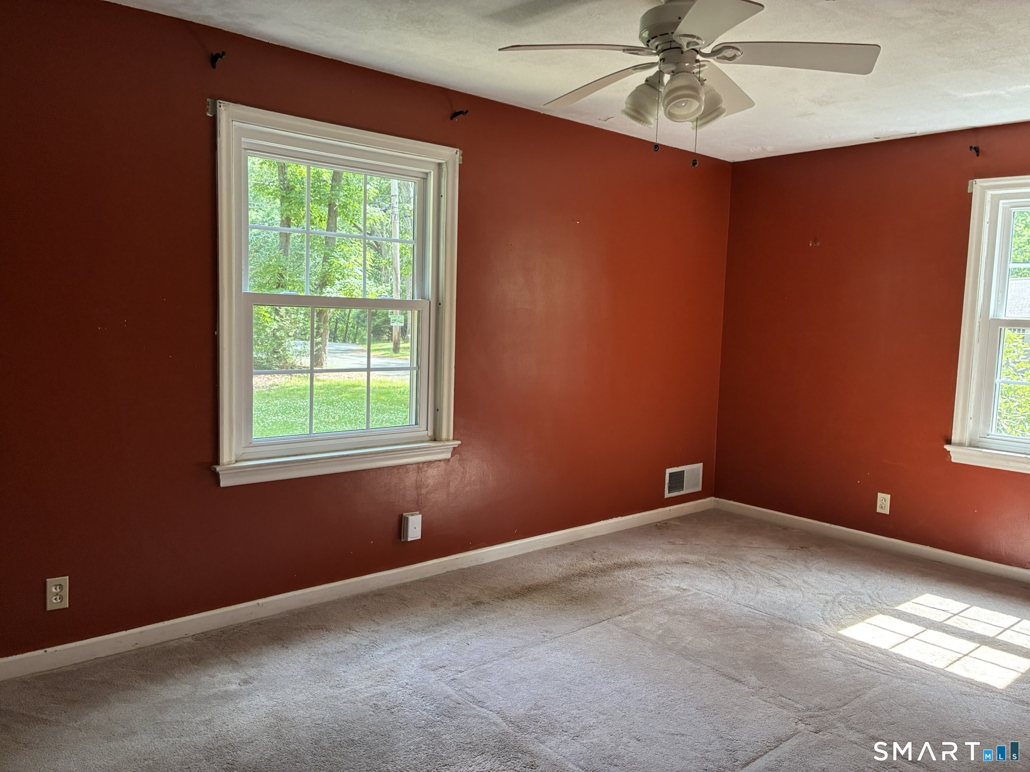 60 Mohegan Road Norwich, CT 06360 - Photo 13 of 22