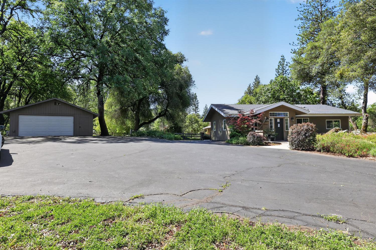 15655 Rough And Ready Highway Rough and Ready, CA 95975 - Photo 4 of 37