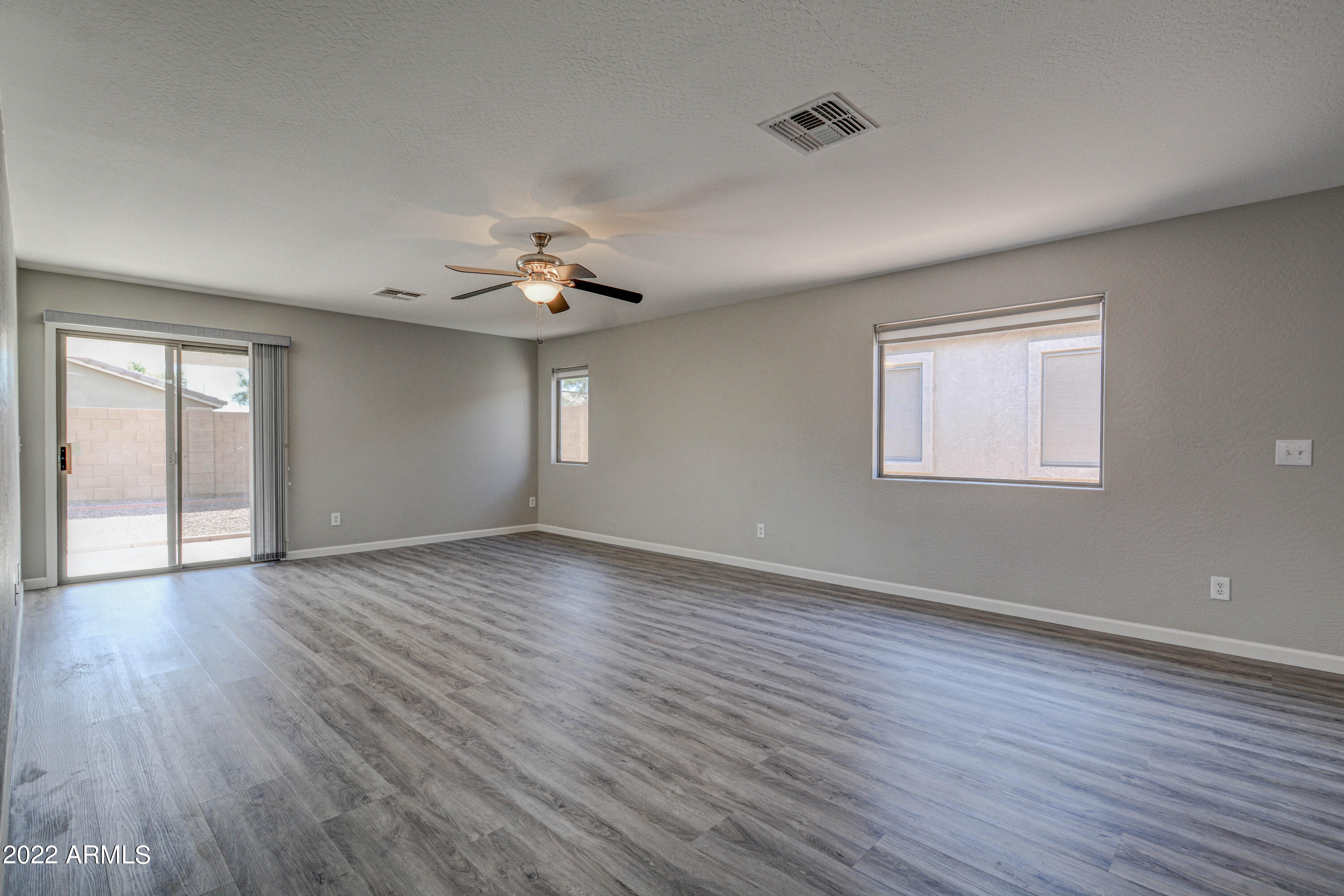 16219 West Redfield Road Surprise, AZ 85379 - Photo 6 of 30 Redfield (6)