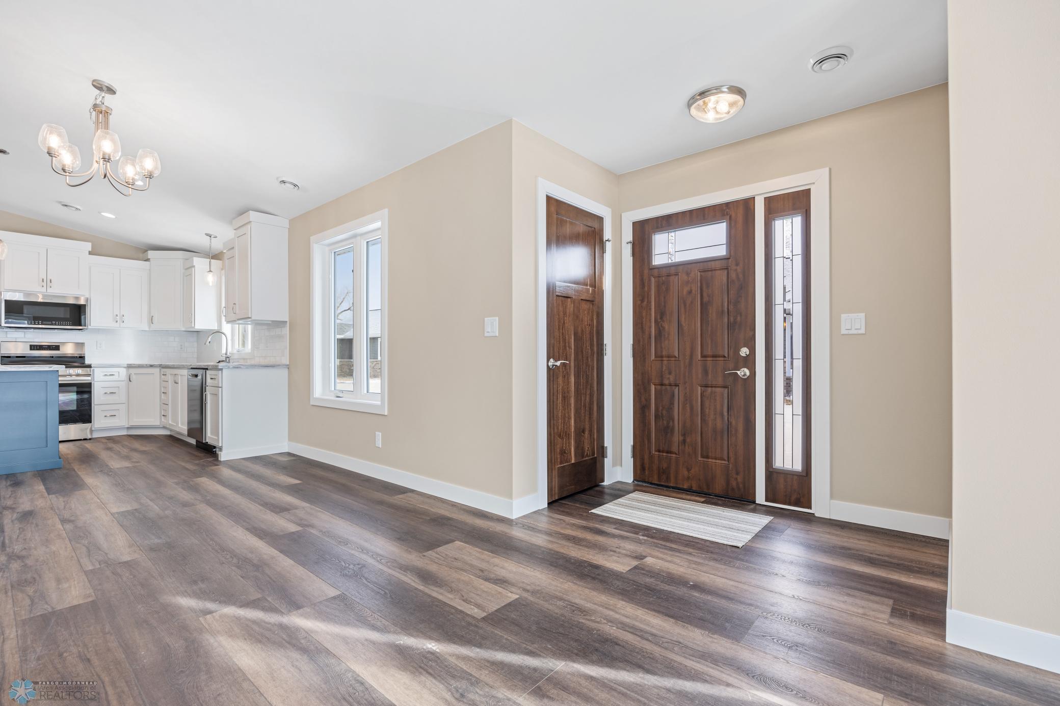 2338 30th Avenue South Fargo, ND 58103 - Photo 7 of 24