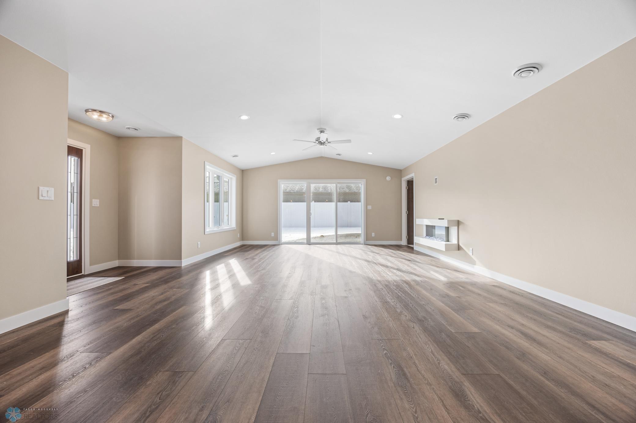 2338 30th Avenue South Fargo, ND 58103 - Photo 8 of 24