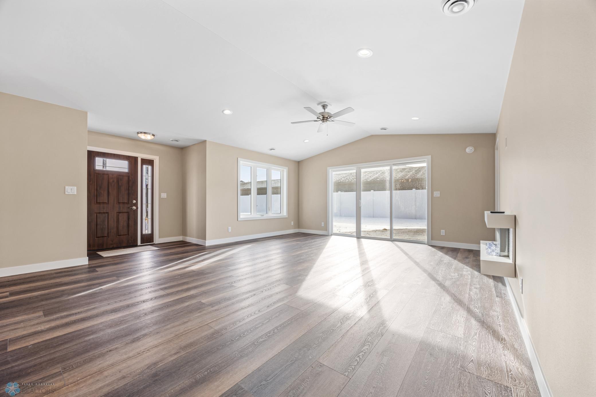 2338 30th Avenue South Fargo, ND 58103 - Photo 10 of 24