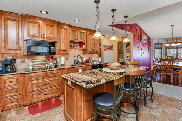 $434,900 | 826 3rd Street North, Sartell, MN 56377