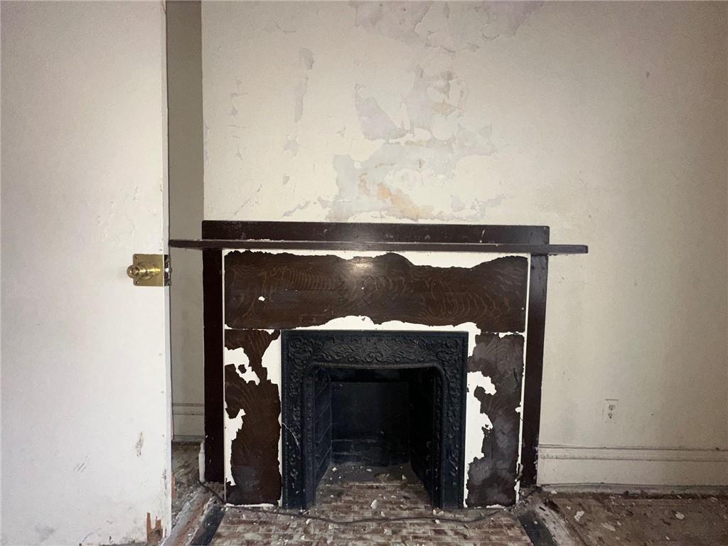 702 Whitney Avenue Pittsburgh, PA 15221 - Photo 34 of 39