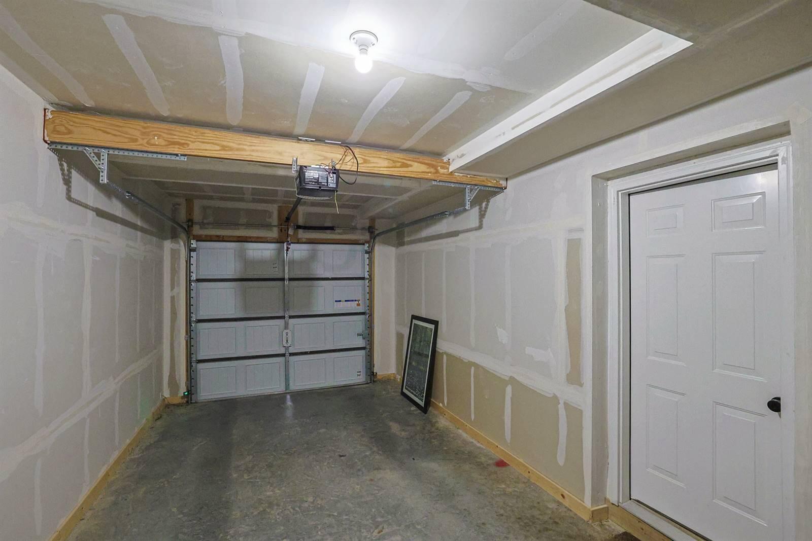 2467 Bella Ridge Fort Mitchell, KY 41017 - Photo 25 of 31 029-Garage