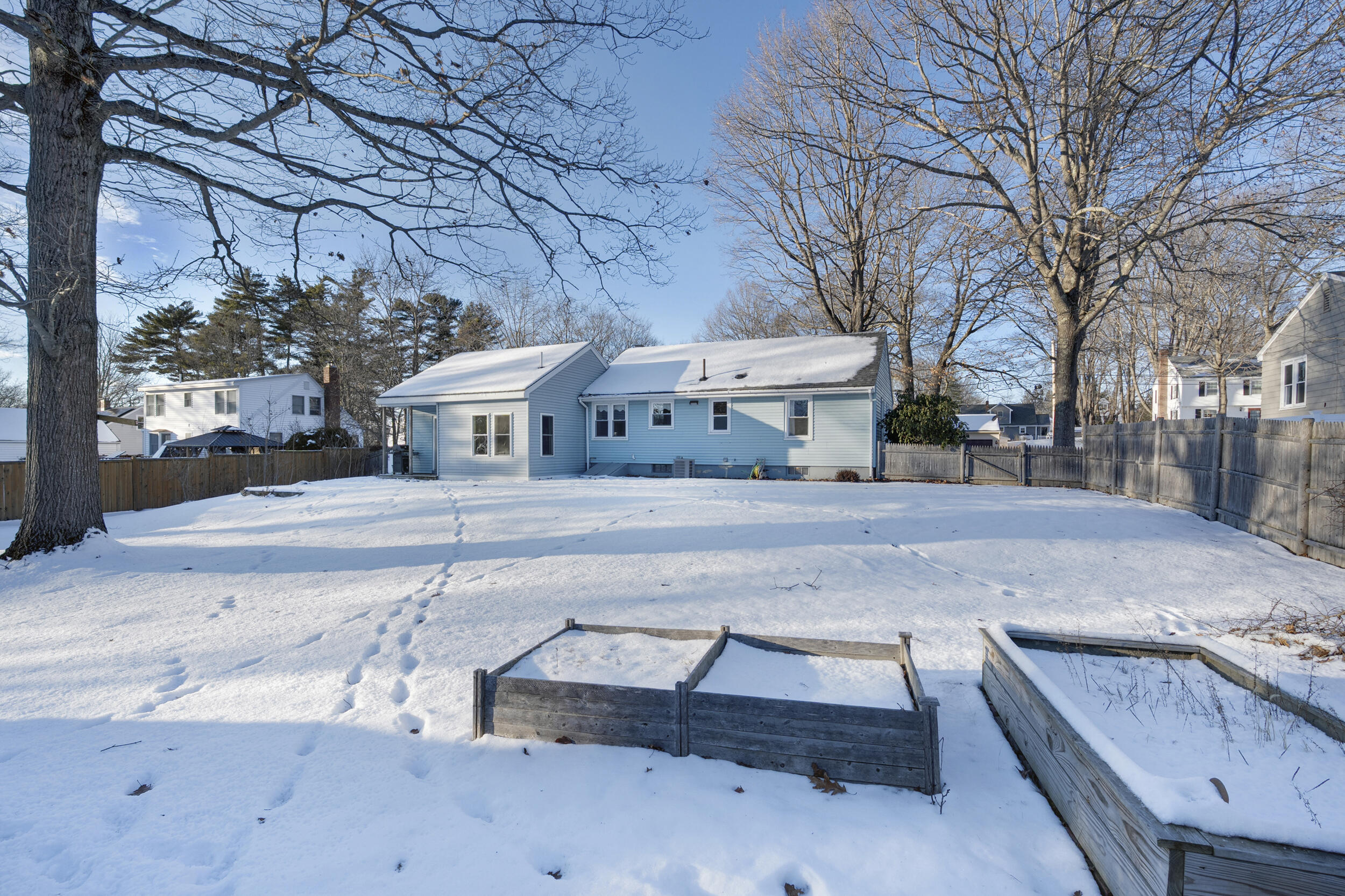 47 Clayton Street Portland, ME 04103 - Photo 23 of 27 39_47clayton-39