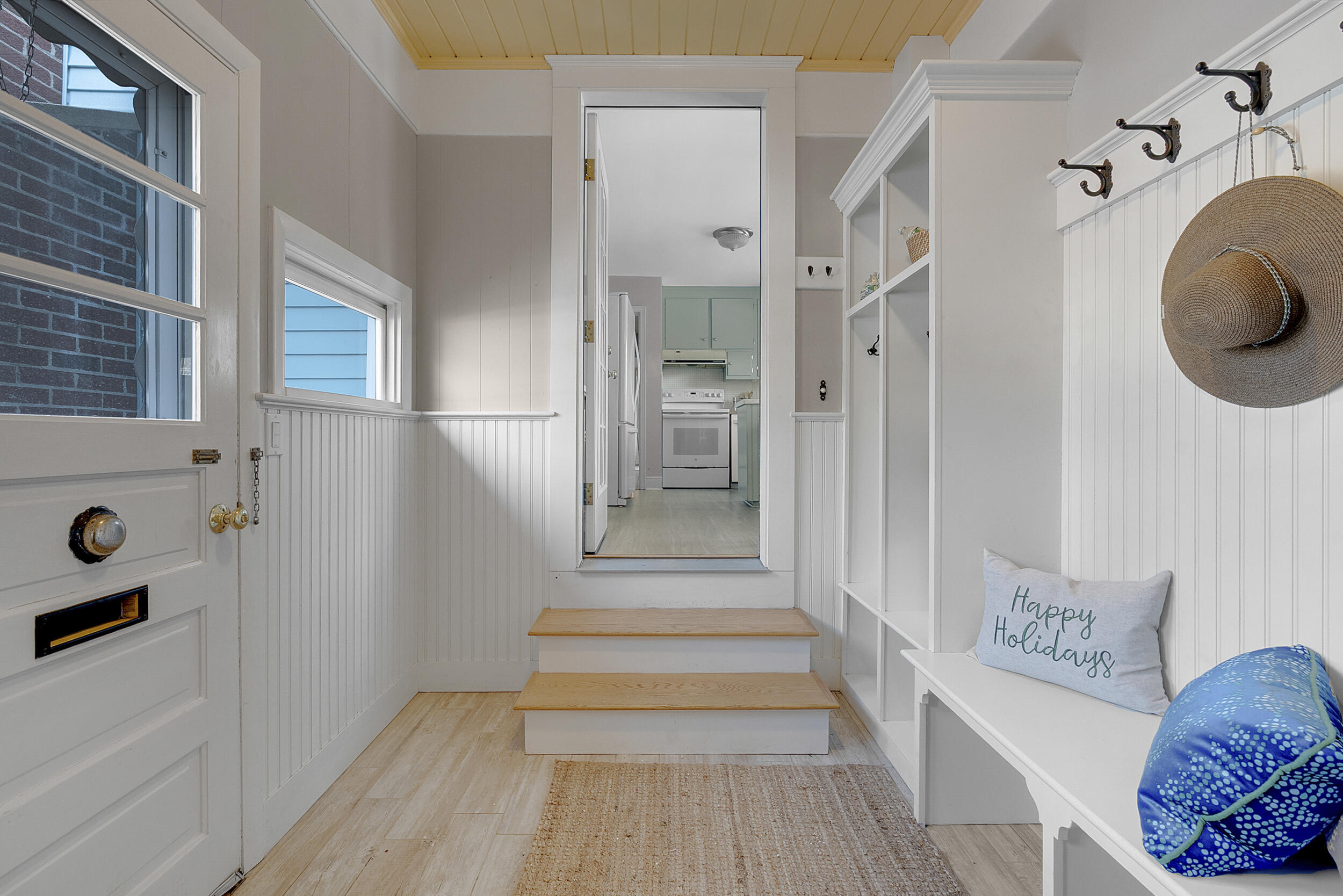 47 Clayton Street Portland, ME 04103 - Photo 4 of 27 8_47clayton-28