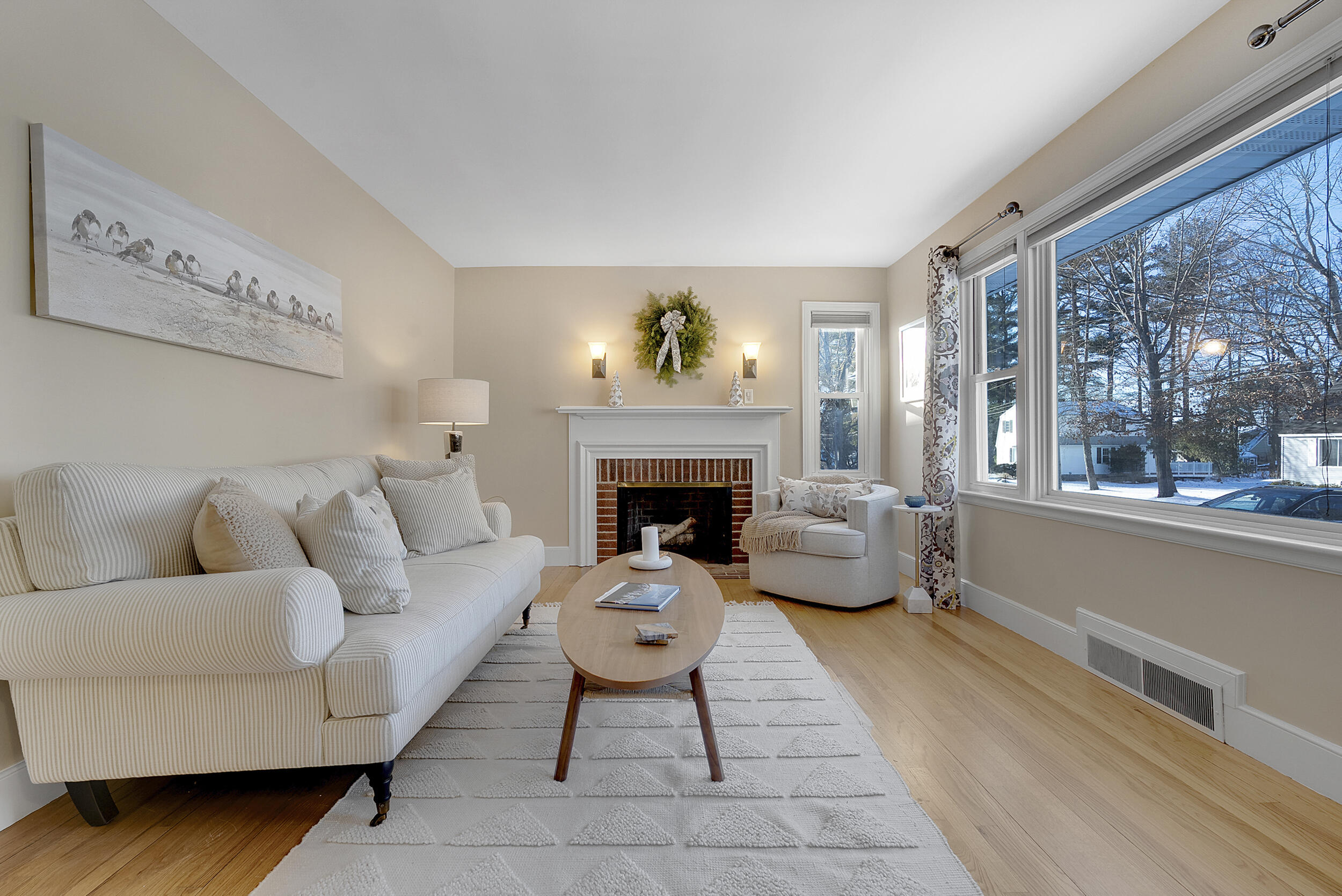 47 Clayton Street Portland, ME 04103 - Photo 9 of 27 23_47clayton-14