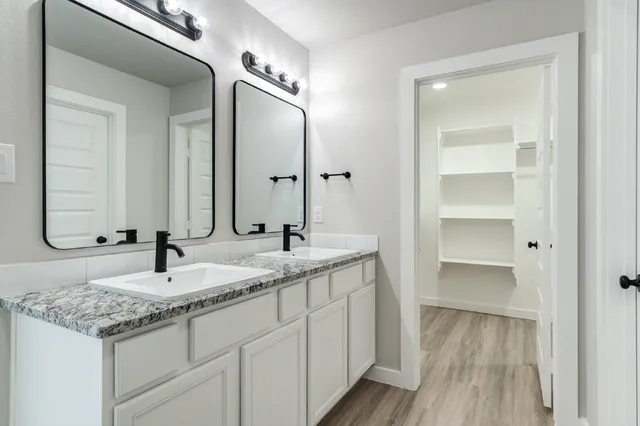 $2,000 | 1611 132nd Street, Lubbock, TX 79423