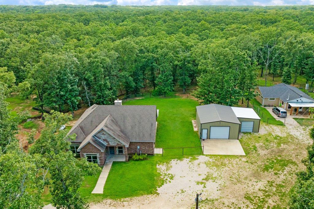 821 County Road Paris, TX 75462 - Photo 3 of 40