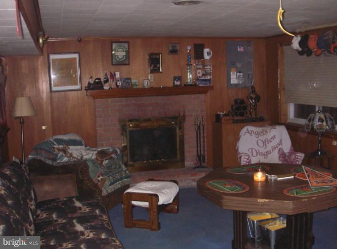 7912 Mentzer Gap Road Waynesboro, PA 17268 - Photo 13 of 15 Family Room