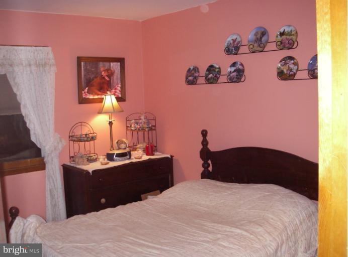 7912 Mentzer Gap Road Waynesboro, PA 17268 - Photo 5 of 15 Bedroom