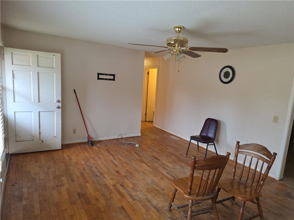 1034 Shiloh Road Seneca, SC 29678 - Photo 6 of 15