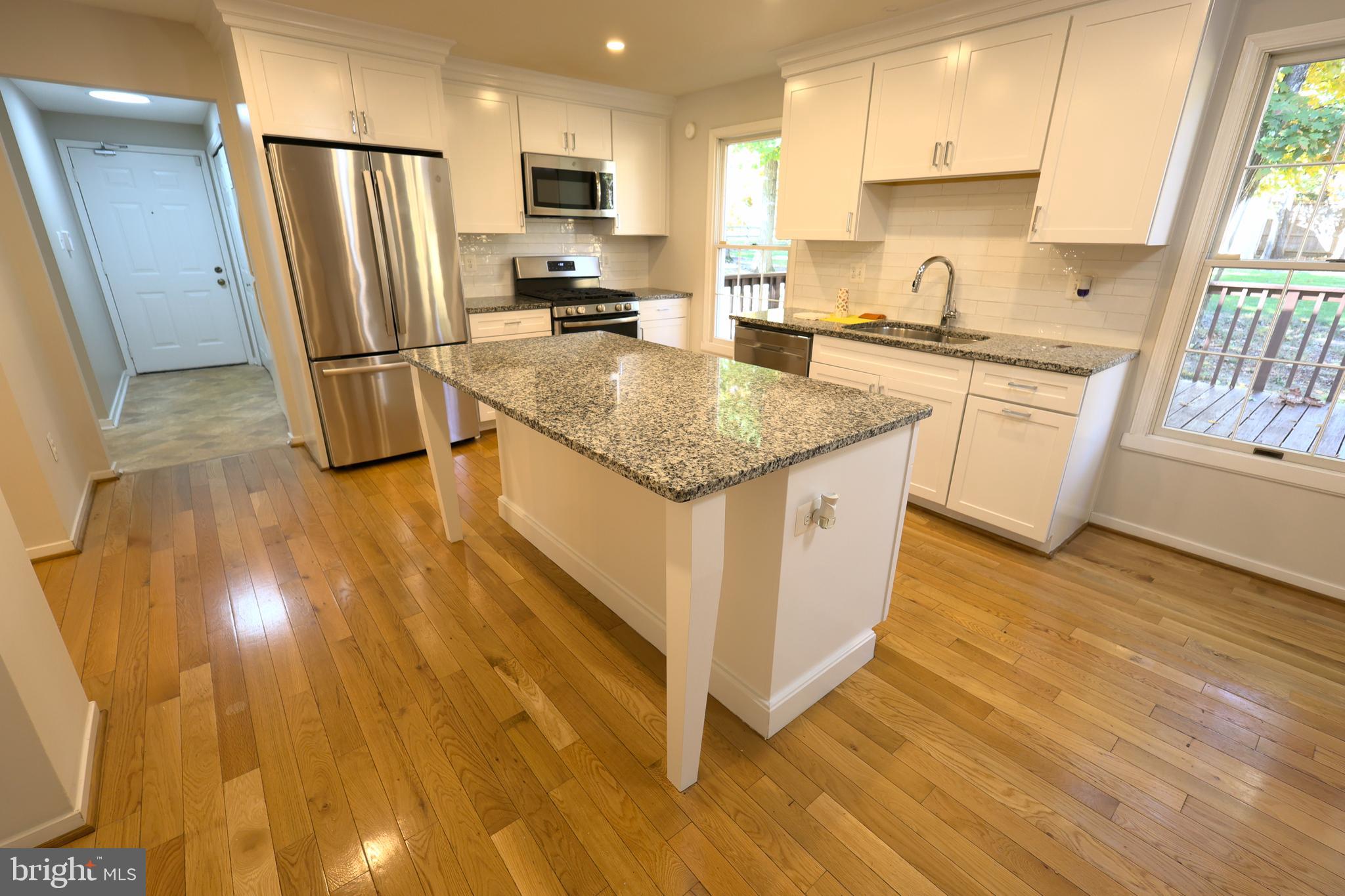 2298 Archdale Road Reston, VA 20191 - Photo 9 of 42 kitchen