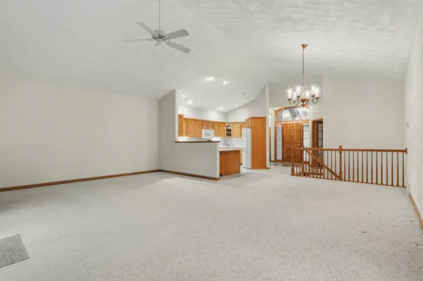 $306,000 | 109 Brighton Park, Battle Creek, MI 49015