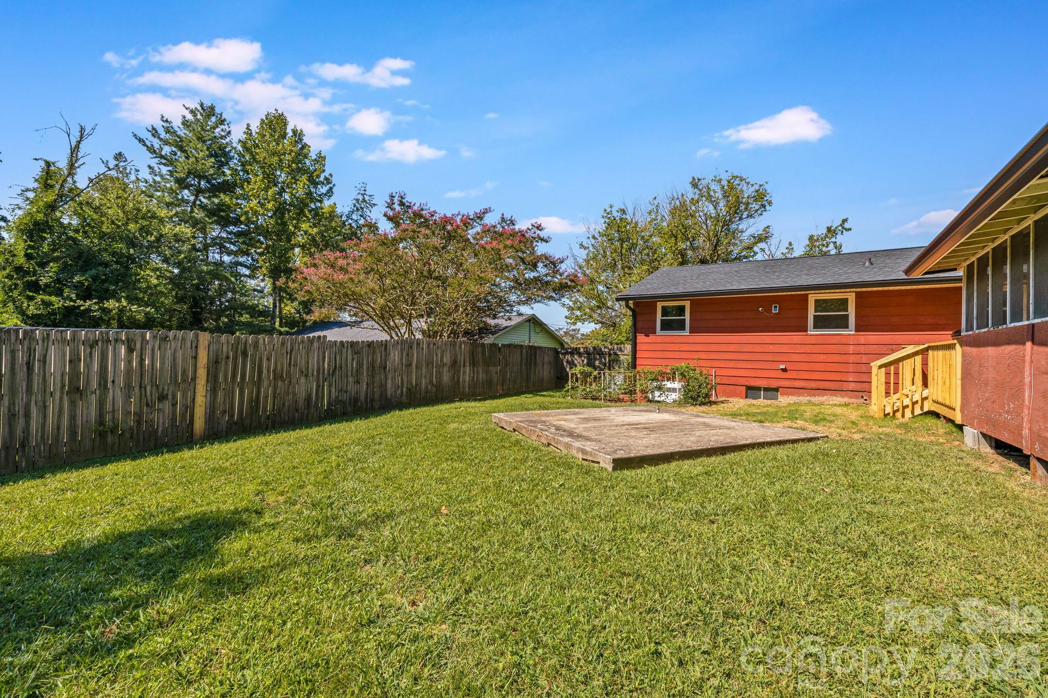 376 School Road East Asheville, NC 28803 - Photo 36 of 38 Gallery Image 36