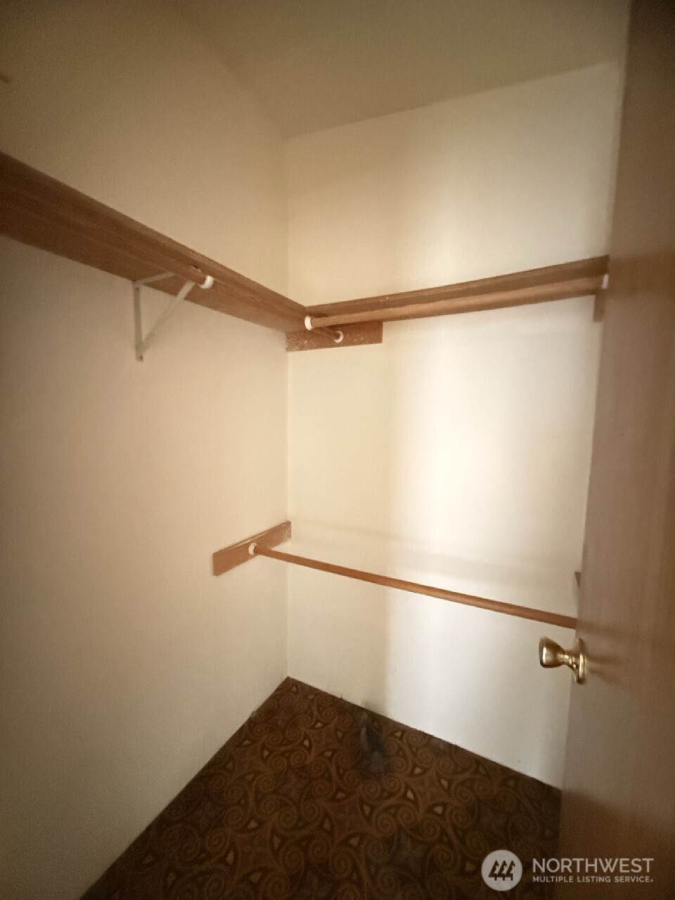 14003 70th Street East Sumner, WA 98390 - Photo 17 of 20