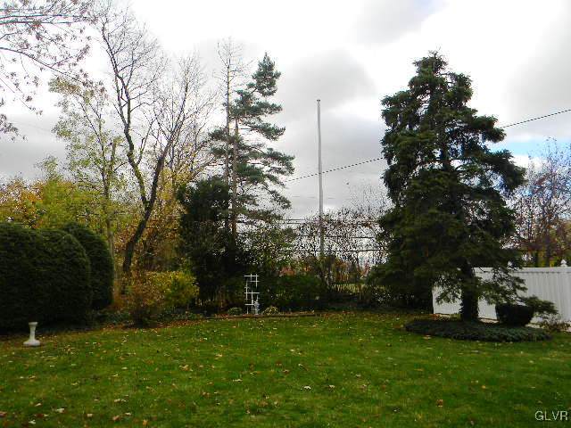 2919 Westminster Road Bethlehem, PA 18017 - Photo 12 of 12 Exterior Rear Yard