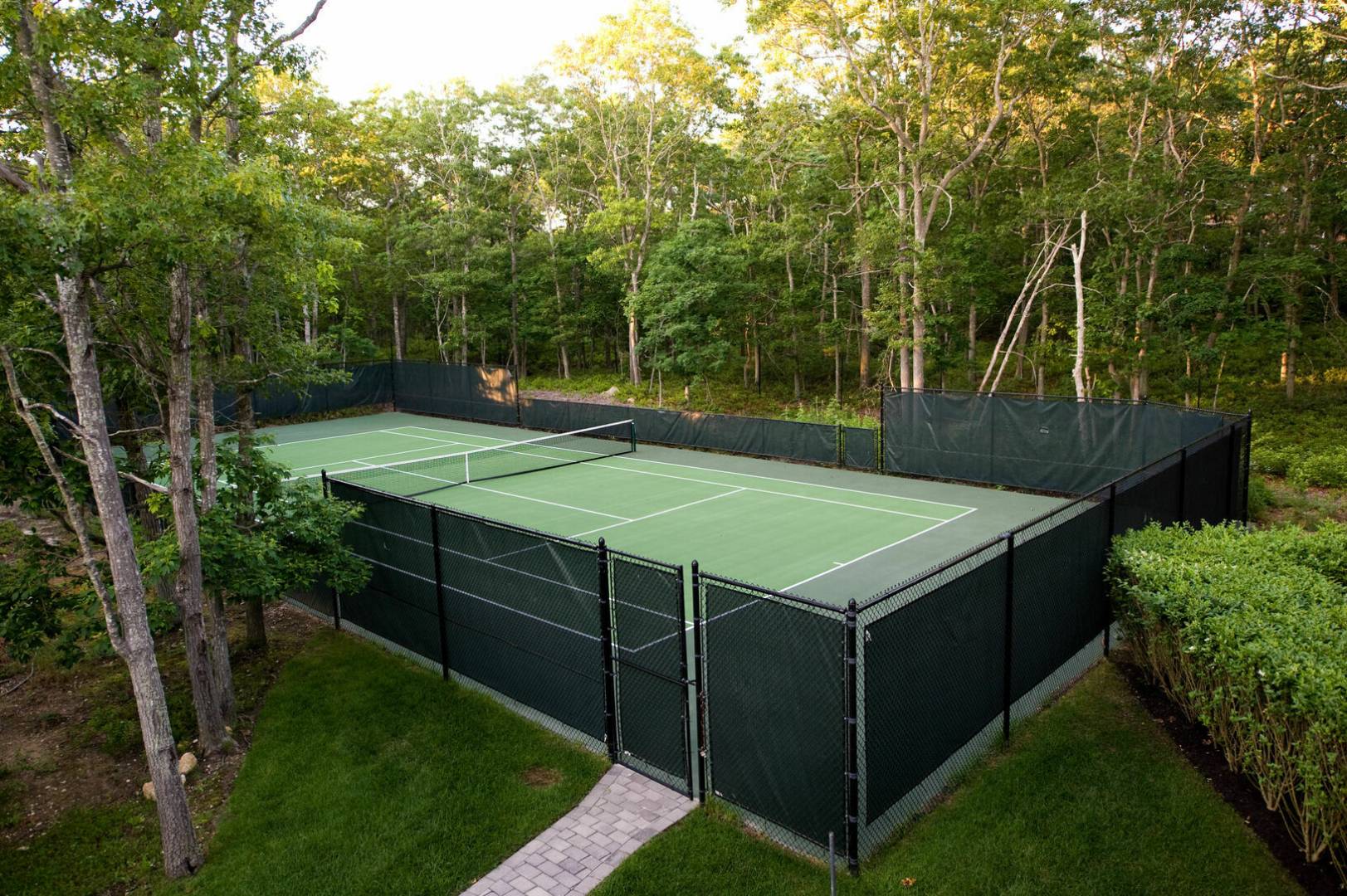 320 Old Sag Harbor Road Southampton, NY 11968 - Photo 5 of 23