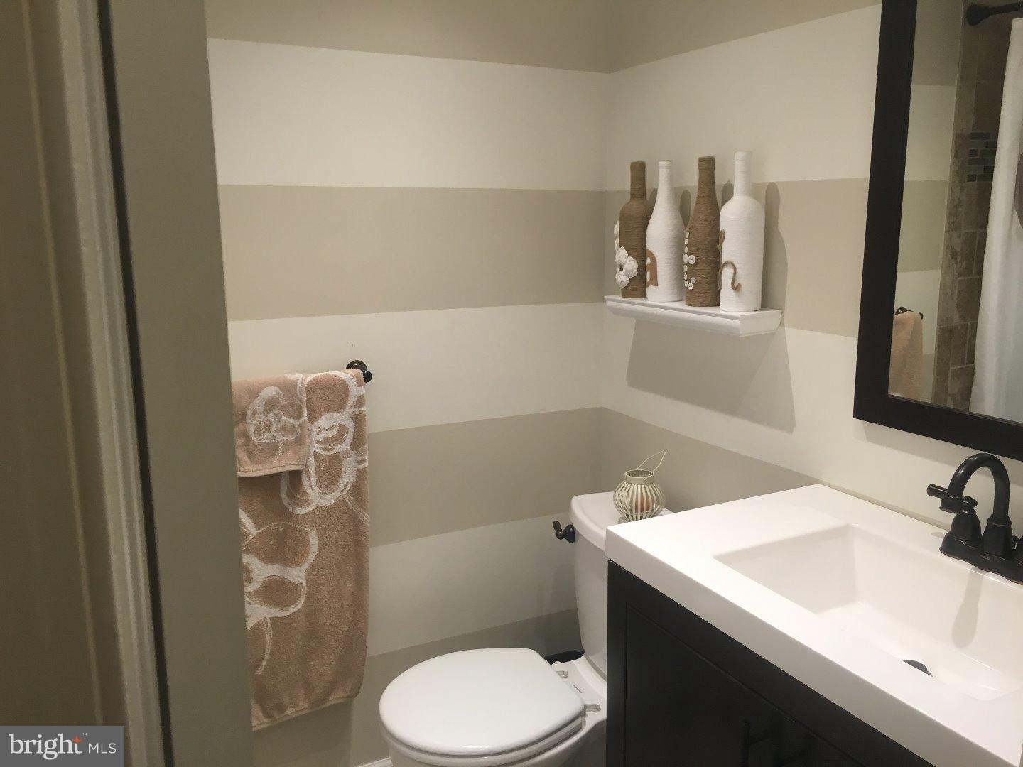 3592 Brookview Road Philadelphia, PA 19154 - Photo 14 of 23 Gallery Image 14