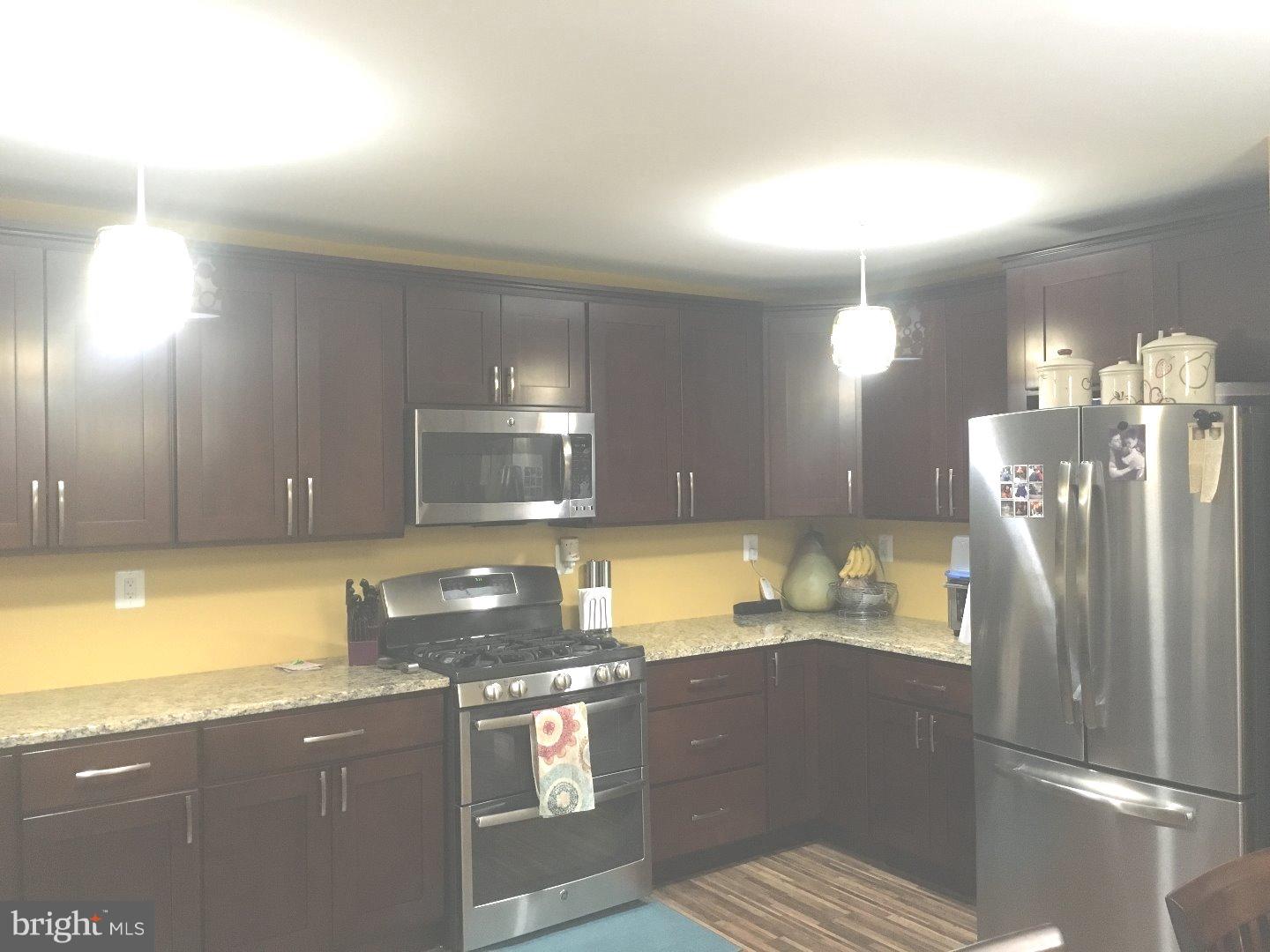 3592 Brookview Road Philadelphia, PA 19154 - Photo 7 of 23 Gallery Image 7