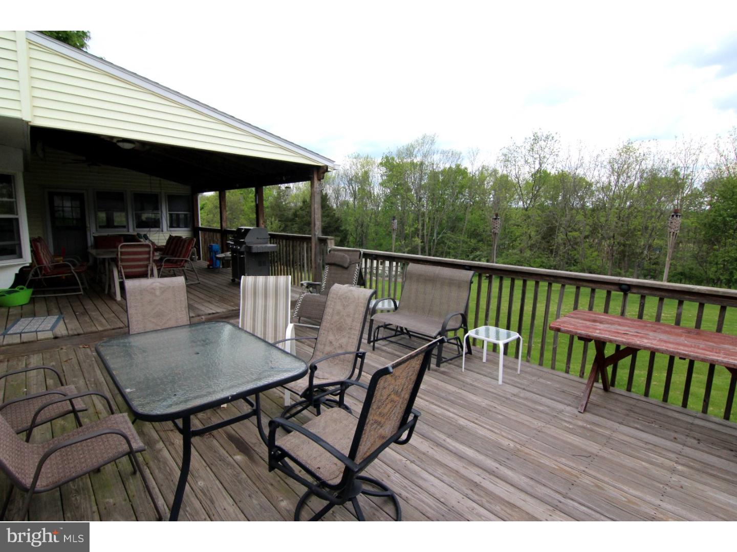 2042 Spring Valley Road Lansdale, PA 19446 - Photo 12 of 21 Gallery Image 12