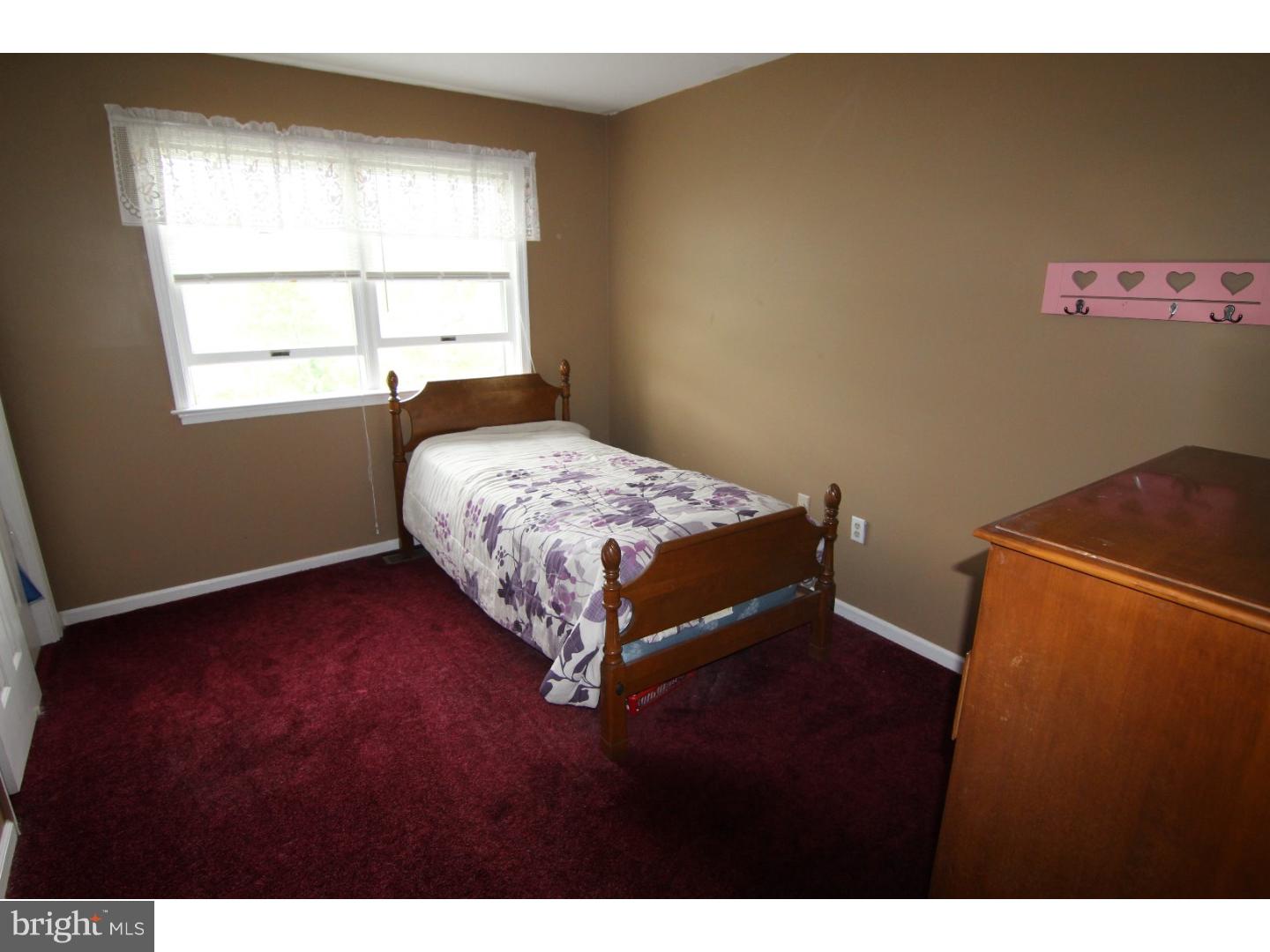 2042 Spring Valley Road Lansdale, PA 19446 - Photo 15 of 21 Gallery Image 15