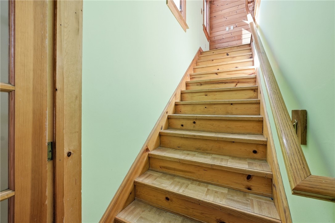 221 Curran Road Cumberland, RI 02864 - Photo 17 of 26