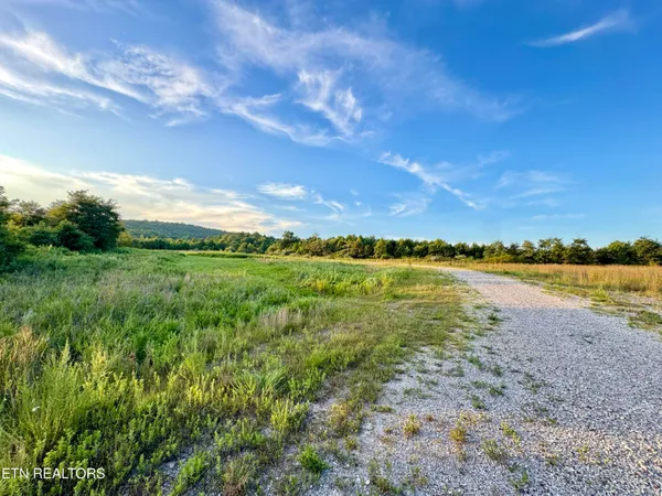 $32,000,000 | 207 Lick Fork Lane, Pioneer, TN 37847
