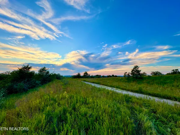 $32,000,000 | 207 Lick Fork Lane, Pioneer, TN 37847
