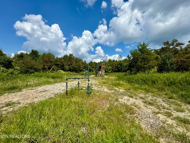 $32,000,000 | 207 Lick Fork Lane, Pioneer, TN 37847