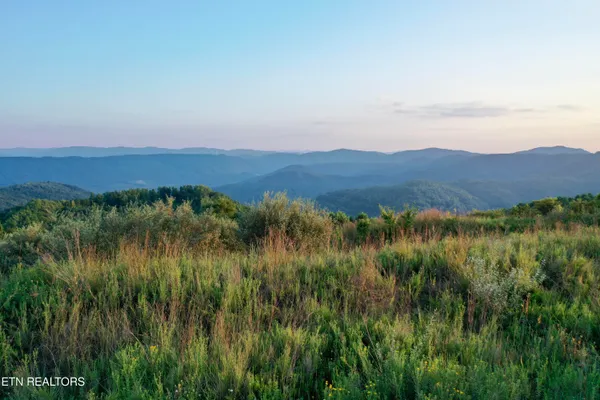 $32,000,000 | 207 Lick Fork Lane, Pioneer, TN 37847