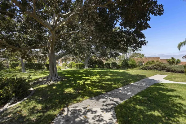 $599,900 | 741 Vista Grande Way, Unit 313, Oceanside, CA 92057