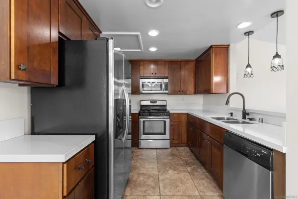 $599,900 | 741 Vista Grande Way, Unit 313, Oceanside, CA 92057