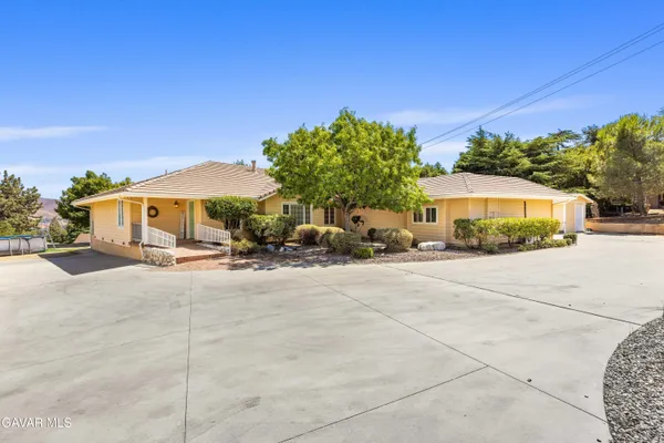$774,900 | 40208 98th Street West, Leona Valley, CA 93551