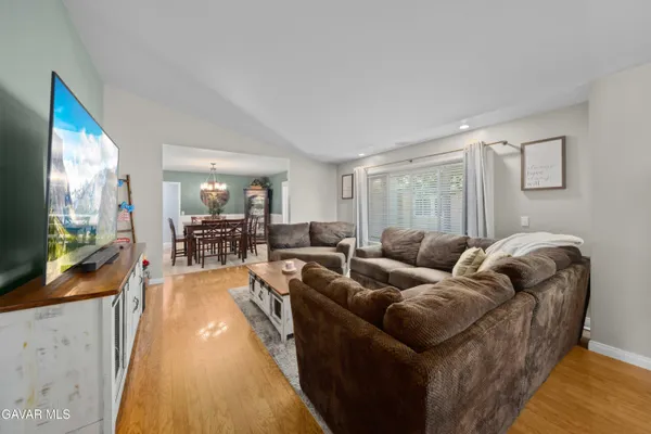 $774,900 | 40208 98th Street West, Leona Valley, CA 93551