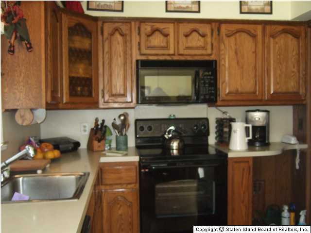 104 Dent Road Staten Island, NY 10308 - Photo 6 of 12 Additional Photo