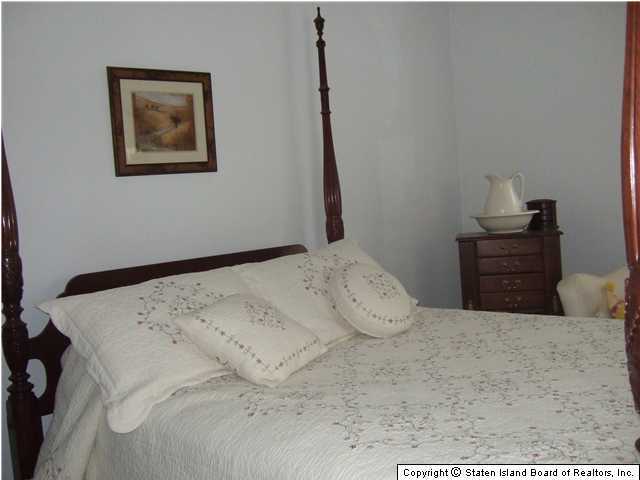 104 Dent Road Staten Island, NY 10308 - Photo 9 of 12 Additional Photo