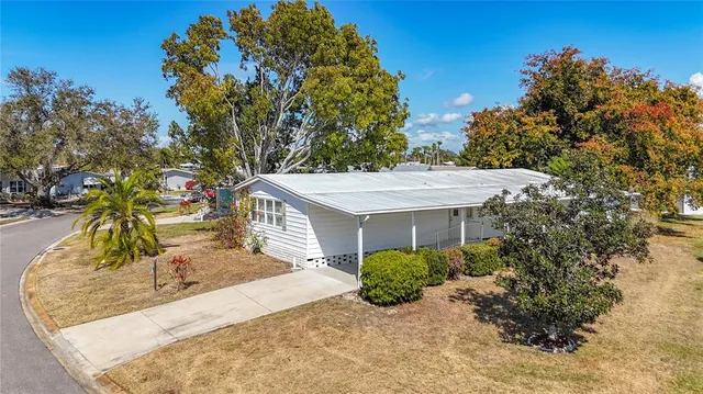 $232,000 | 8430 Imperial Circle, Palmetto, FL 34221