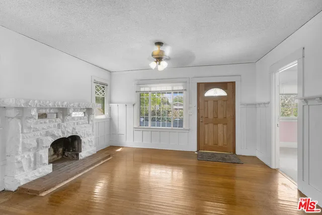 $1,130,000 | 219 South Avenue 60, Los Angeles, CA 90042