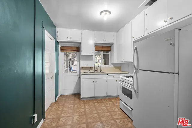 $1,130,000 | 219 South Avenue 60, Los Angeles, CA 90042