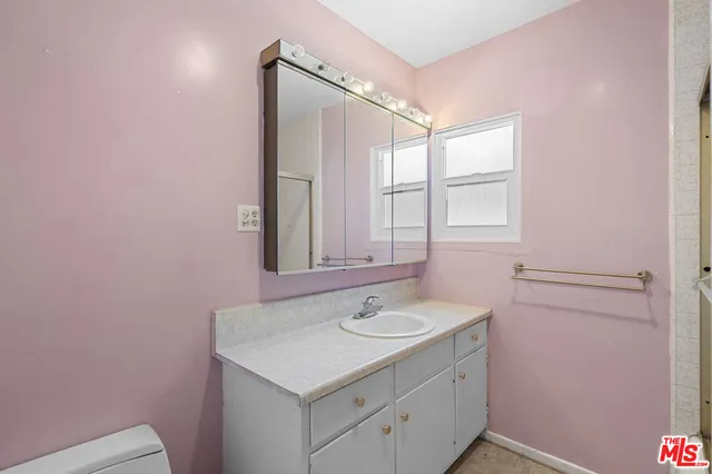 $1,130,000 | 219 South Avenue 60, Los Angeles, CA 90042