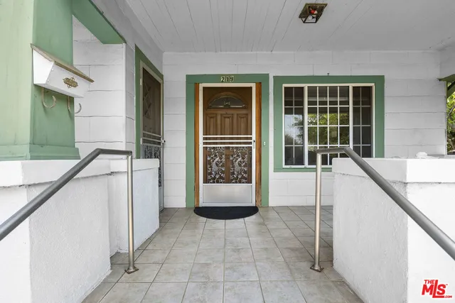 $1,130,000 | 219 South Avenue 60, Los Angeles, CA 90042