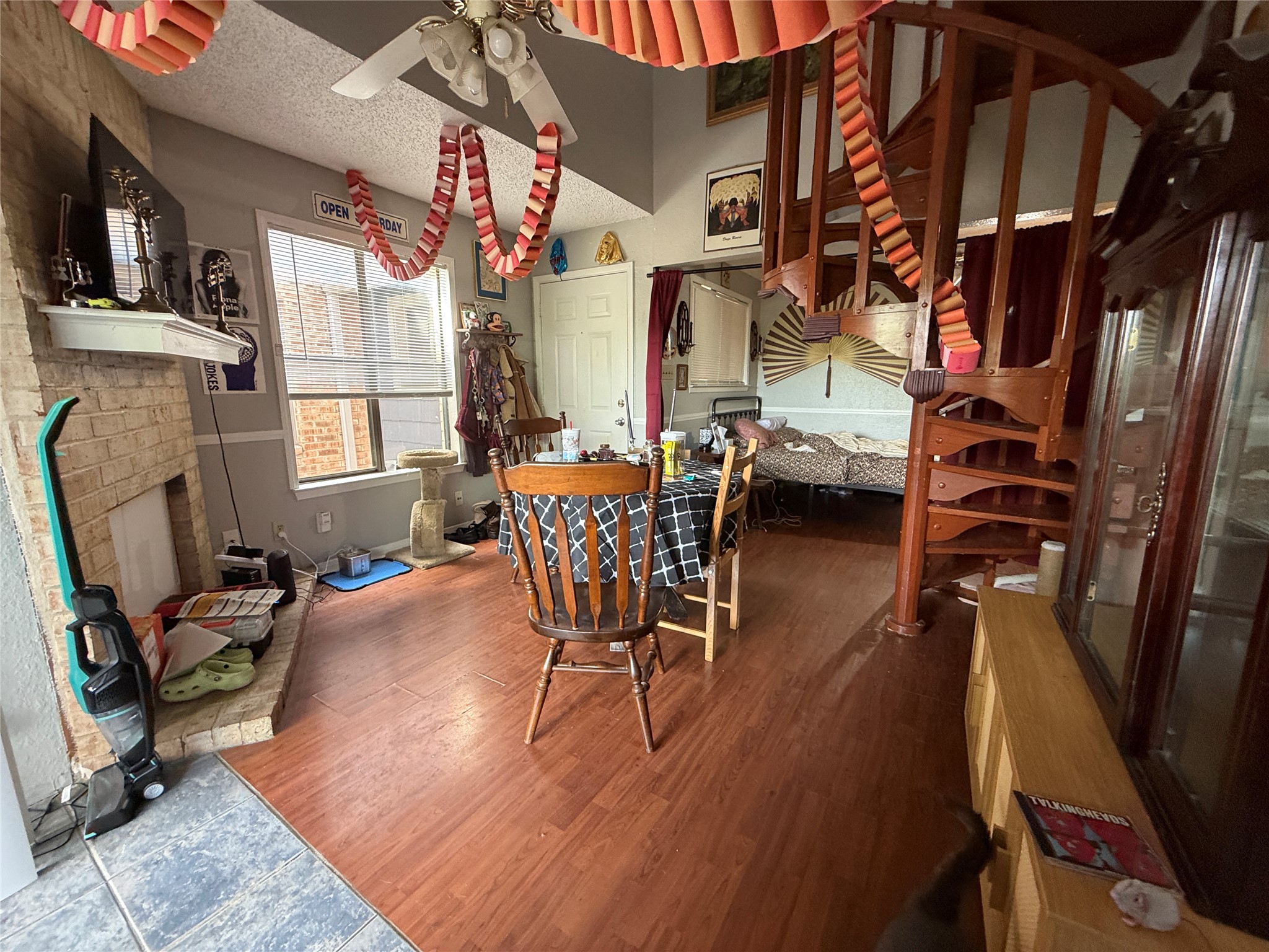 2500 Burleson Road, Unit 611 Austin, TX 78741 - Photo 13 of 22 a patio with table and chairs