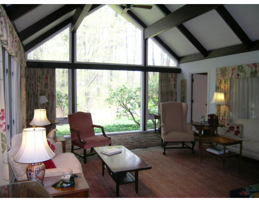 10 Meadowdam Road Lincoln, MA 01773 - Photo 4 of 9