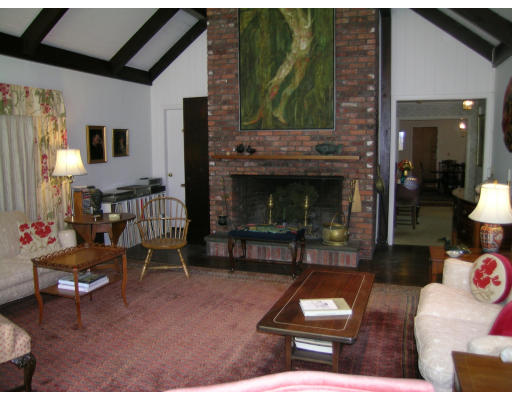10 Meadowdam Road Lincoln, MA 01773 - Photo 5 of 9