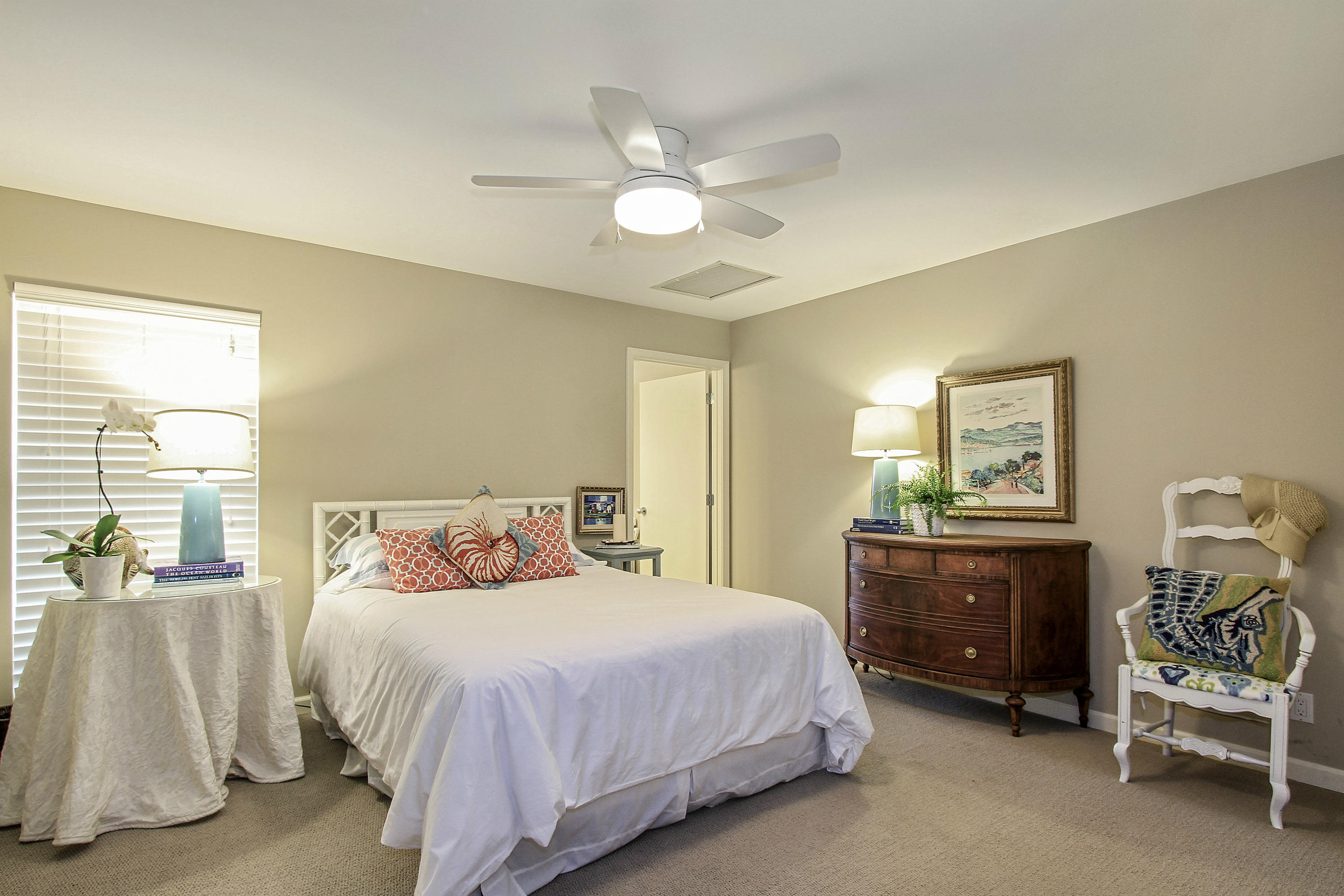 25 Rabbits Run Palm Beach Gardens, FL 33418 - Photo 12 of 22 Guest suite