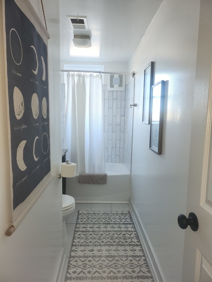 3024 North Pulaski Road, Unit 4C Chicago, IL 60641 - Photo 14 of 16