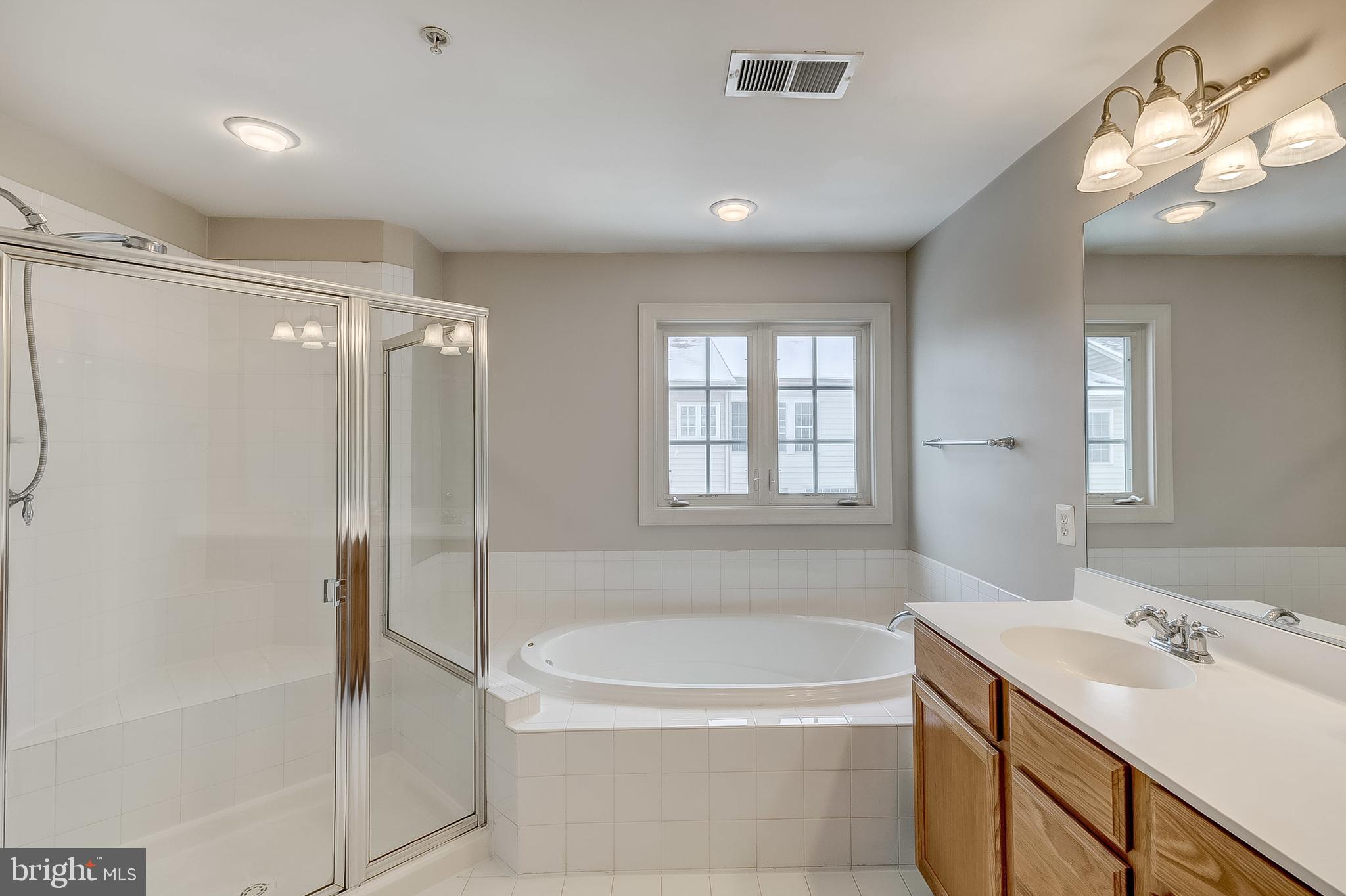 1514 Rutland Way Hanover, MD 21076 - Photo 24 of 39 Primary Bath